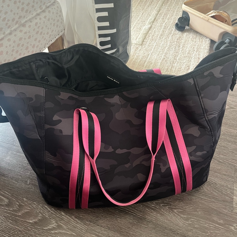HAUTE SHORE Black Tote Bag